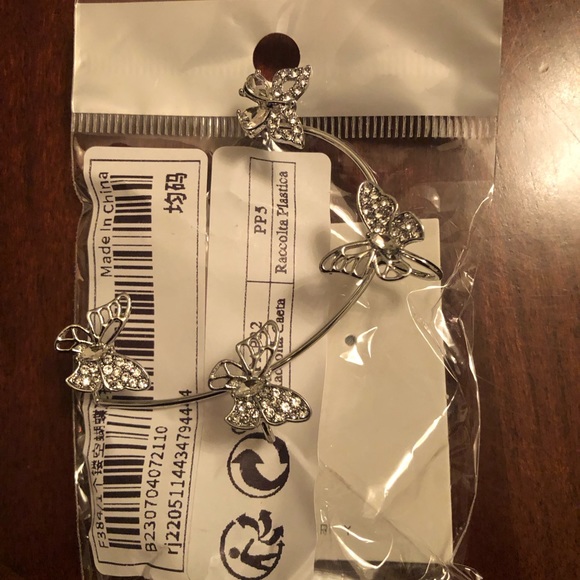 Fairycore 1pc Butterfly Decor Ear Cuff - Picture 3 of 3